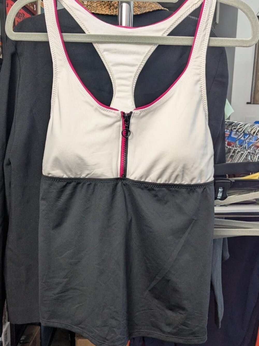 Nike Black, White, & Pink Tank Top w/ Zip Front Built In Sports Bra Size L